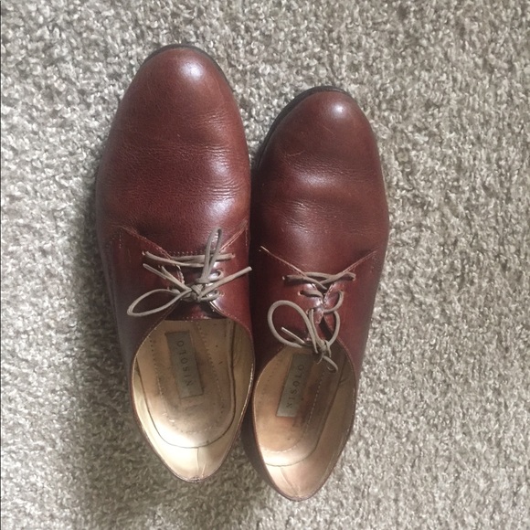 Women's Nisolo Oxfords in Dark Brown - Picture 1 of 10